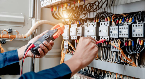 Best Electrical Outlet Repair  in Caledonia, MN